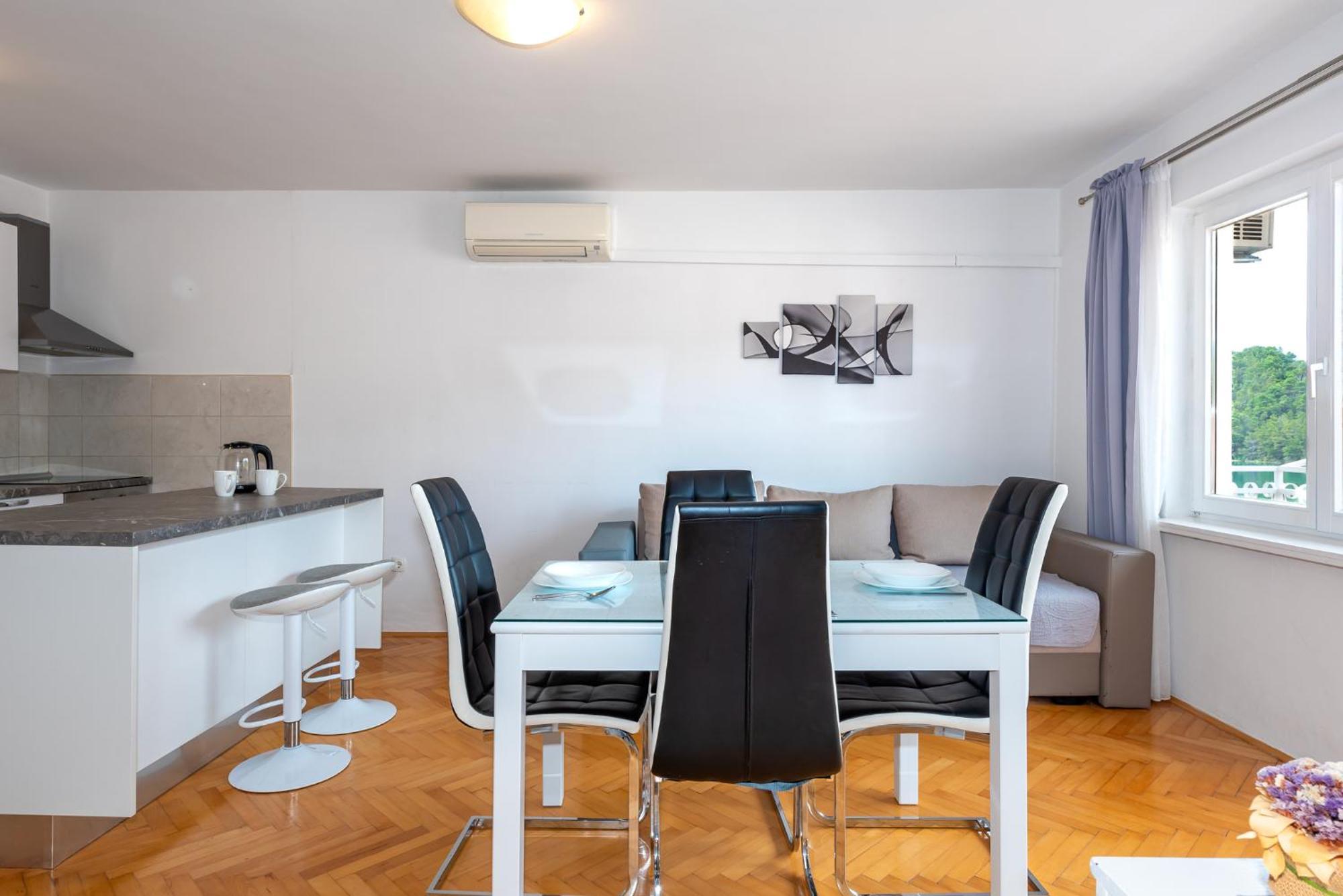 Apartments Duilo Skradin Rum bild